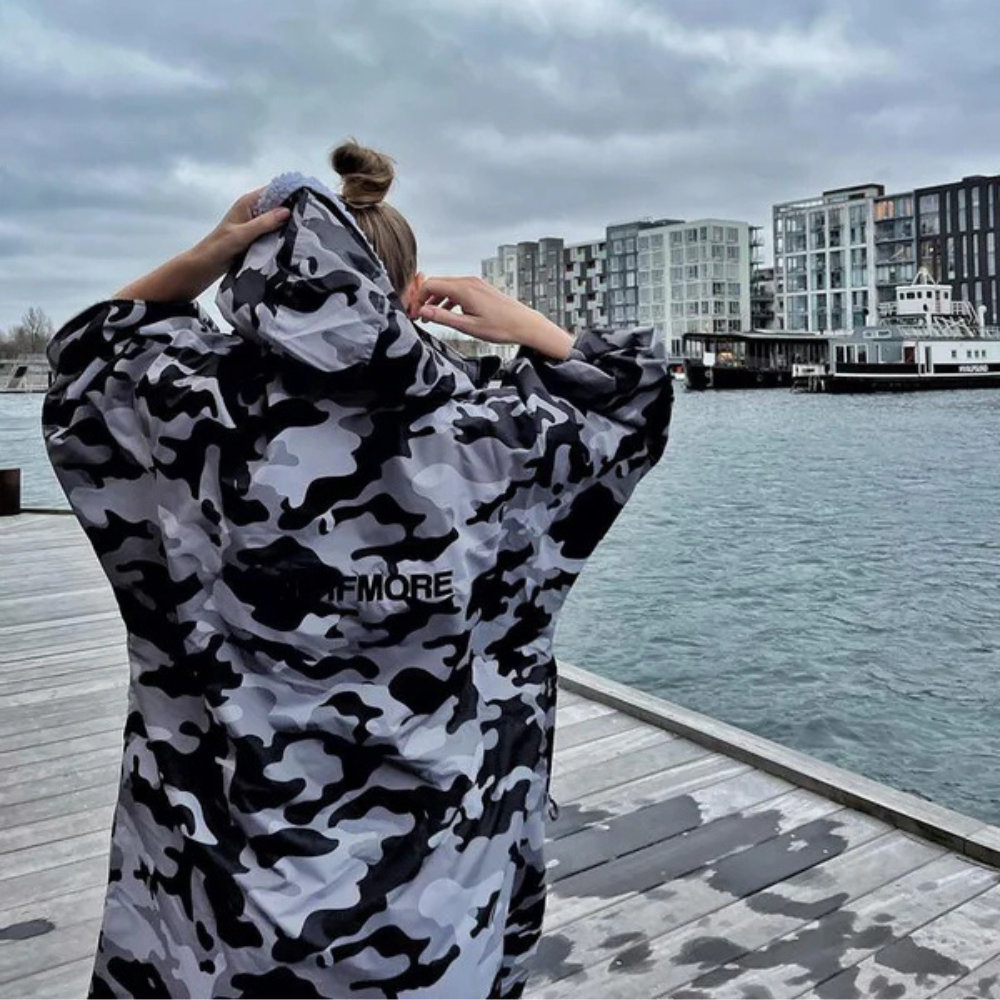SURFMORE Change Robe Short Sleeve - Camo